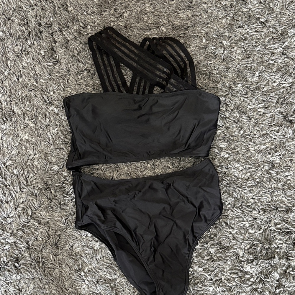 Elegant Black Women's Swimwear